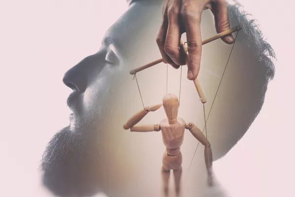 ENDOCTRINEMENT - MANIPULATION